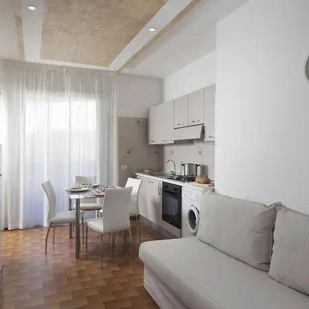 Apartment Renovated In Northern Zone Of Riccione, 100 Meters From The Sea