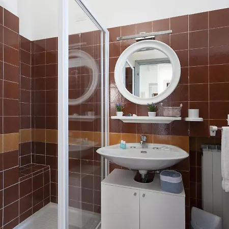 Renovated In Northern Zone Of Riccione, 100 Meters From The Sea *