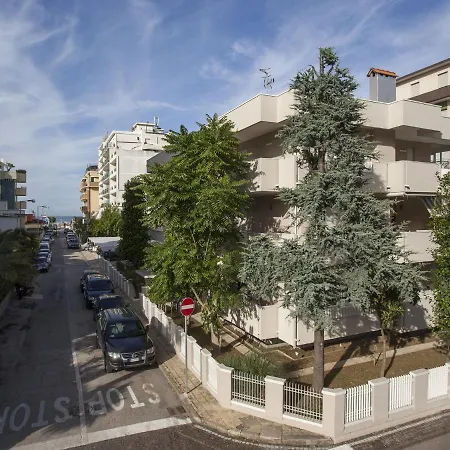 Apartment Renovated In Northern Zone Of Riccione, 100 Meters From The Sea